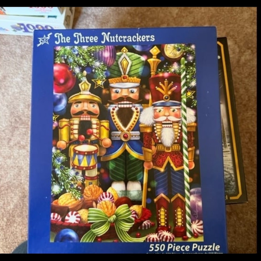 550 Piece Puzzle - Multicolor